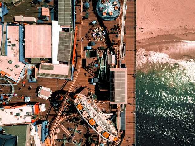 Consequences for jobs, supply chains, and coastal communities from automation delays