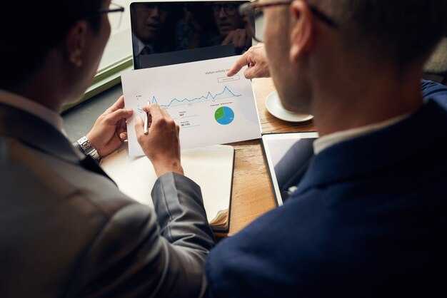 How to calculate per-mile and per-load margin differences between spot and contract moves