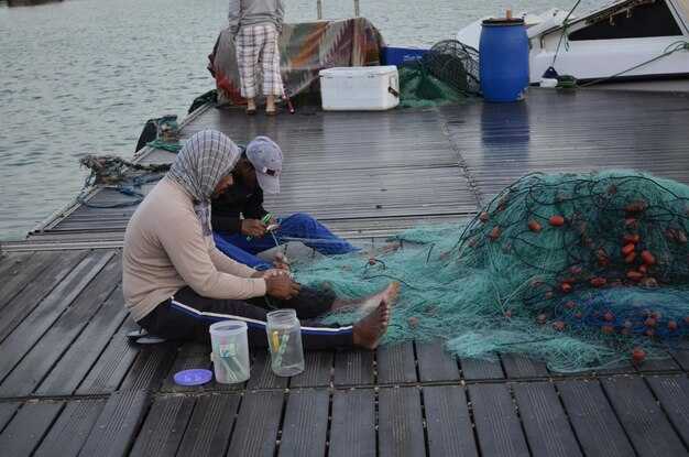 Hy-Vee Partners with Suppliers to Fight Illegal Fishing