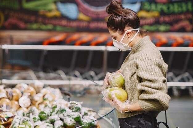 Shoppers’ guide: possible changes in prices, promotions, and in-store service during the case