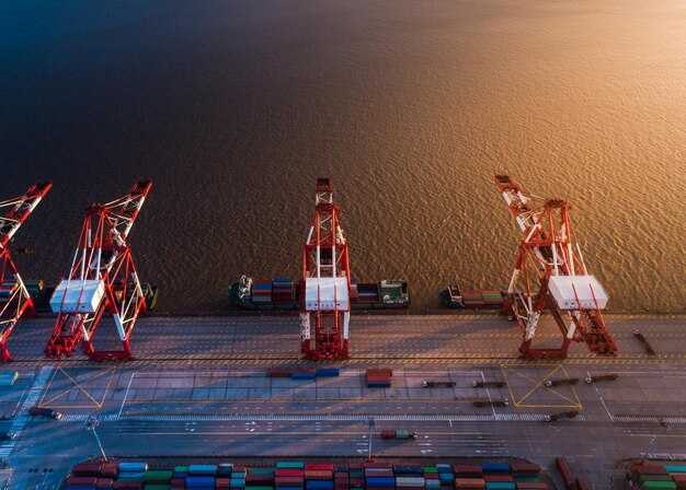 Maersk Line to Pay $4 Billion for Hamburg Süd: A Major Global Shipping Merger