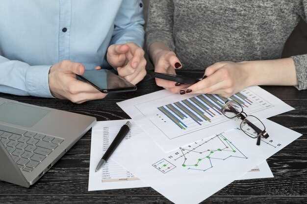 Capture and model key probabilistic inputs: demand variability, supplier lead times, and disruption probabilities