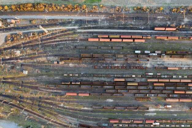 BNSF Railway slowdowns: effects of heat and floods on schedules and operations