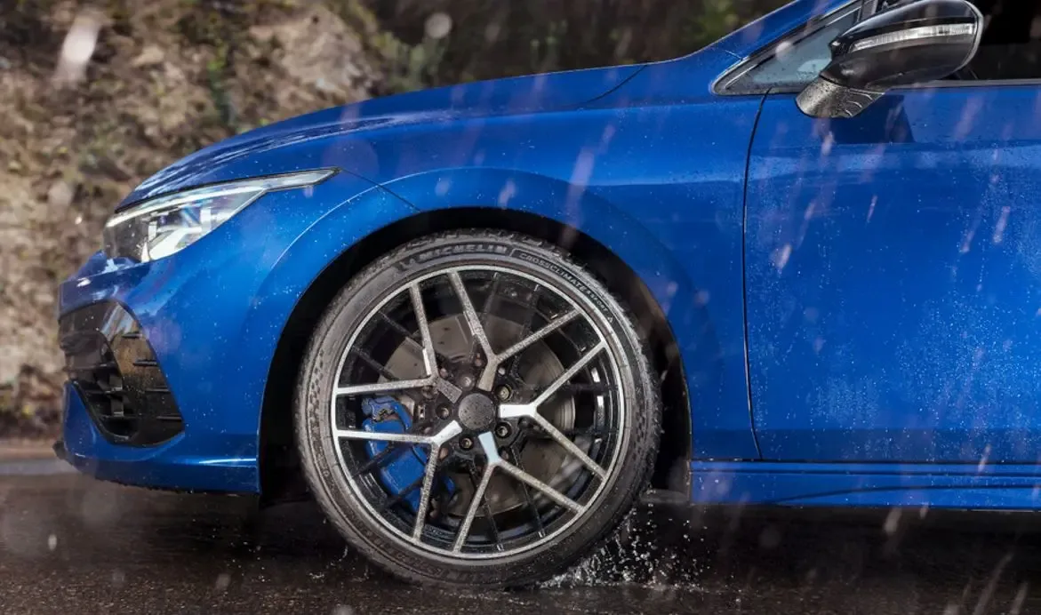 Dezvoltări revoluționare ale anvelopelor all-season Michelin care redefinesc drumul