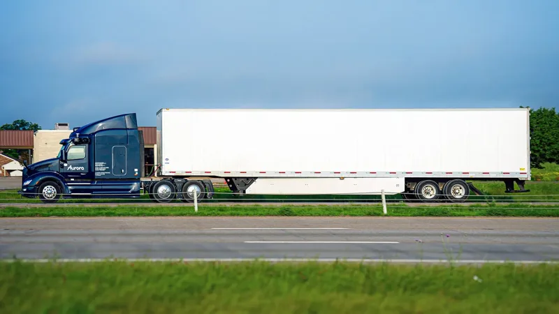 Rolul supravegherii umane în logistica autonomă fără șofer