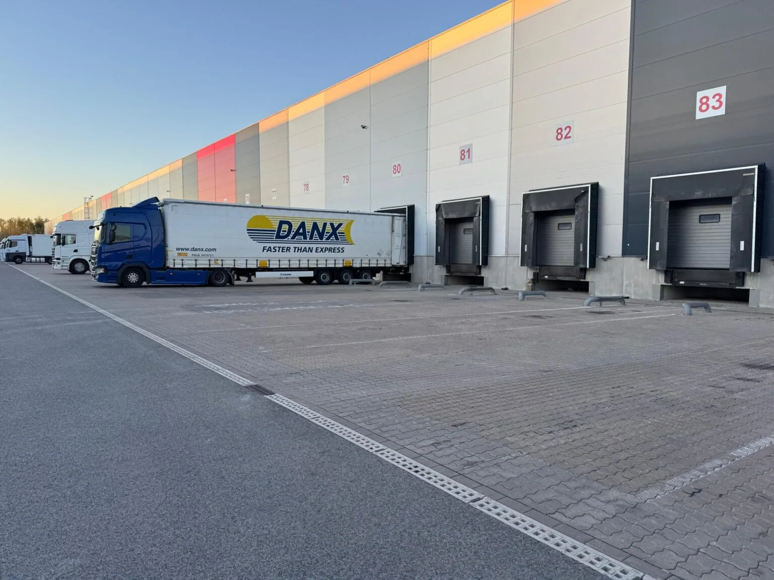 DANX's Nieuw Geopende Baltische Terminal Verhoogt Leveringssnelheid en Duurzaamheid