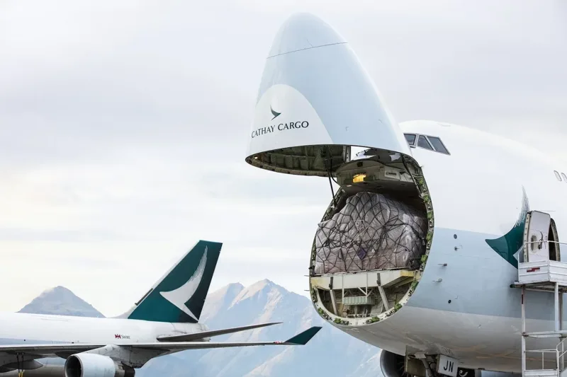 Cathay Cargo toont opmerkelijke vrachtgroei temidden van vakantiedip
