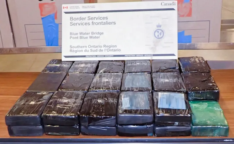 Vodič z Bramptonu zatknutý po zadržaní kokaínu v hodnote $23,3 milióna na hraniciach