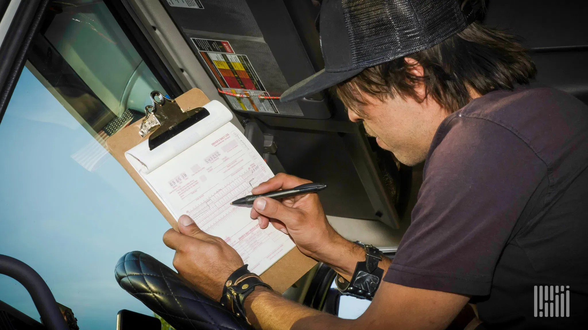 Les coûts cachés de la conformité : Comprendre la fatigue liée à la conformité dans les flottes