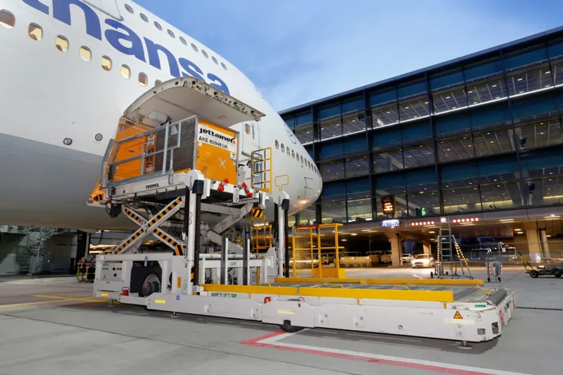Passagieraufkommen am Flughafen Frankfurt steigt deutlich während der belebten Herbstferienzeit
