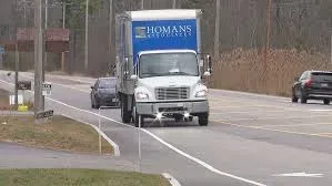 Neuer Bundesvorschlag zielt darauf ab, Nichtbürger von kommerziellen Fahrerlaubnissen auszuschließen und eine schnelle CDL-Rezertifizierung zu verlangen