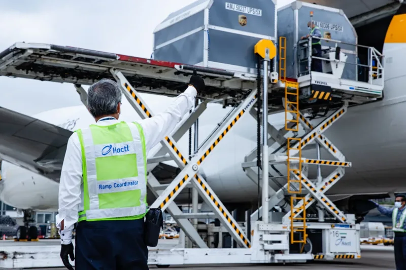 Hactl primește noi transportatori de mărfuri și își extinde serviciile de comerț electronic