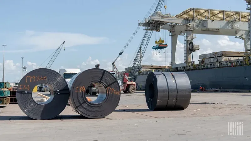 Analiza efectelor tarifelor 50% asupra importurilor de oțel și aluminiu