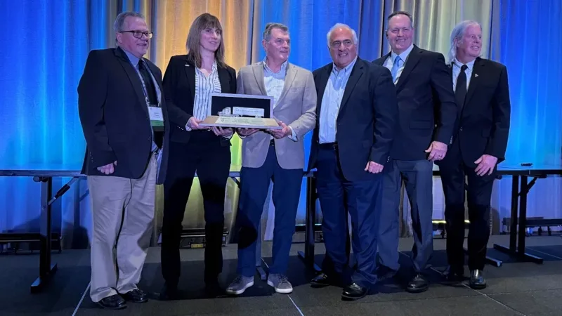 Roehl Transport erreicht mit der ATA-Auszeichnung einen wichtigen Meilenstein in Sachen Sicherheit