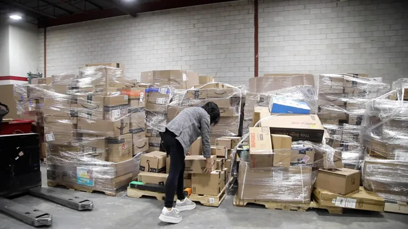 Addressing the Complexities of Returns in Direct-to-Consumer Logistics