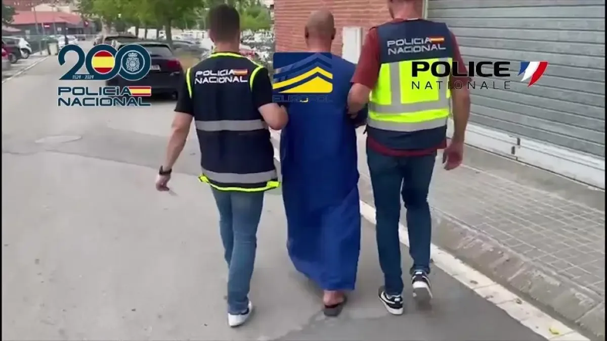 Die Aufdeckung eines berüchtigten Netzwerks für Migrantenhandel in Europa